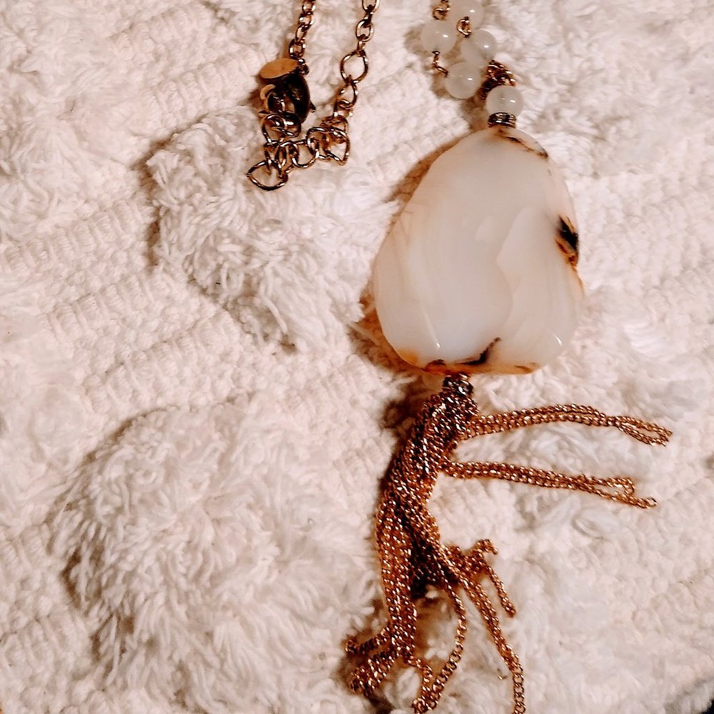 White stone necklace